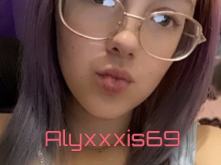 Alyxxxis69