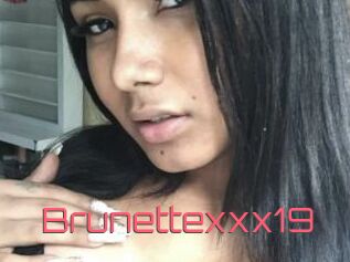 Brunettexxx19