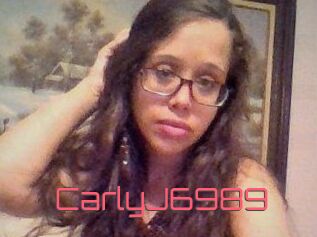 CarlyJ6989