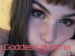 Curvy_Goddess_Artemis