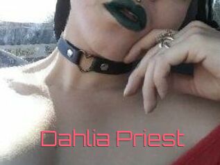 Dahlia_Priest