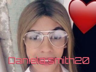 Daniela_smith20