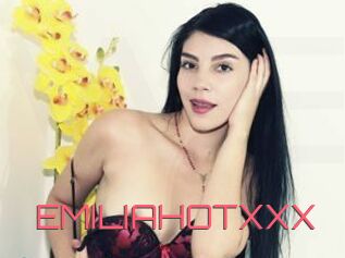 EMILIAHOTXXX