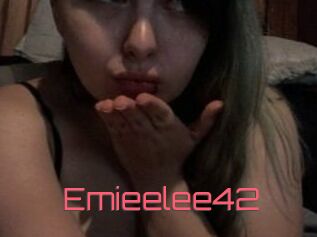 Emieelee42