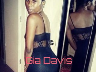 Gia_Davis