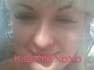 Kiss_Me_XoXo