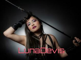LunaDevis