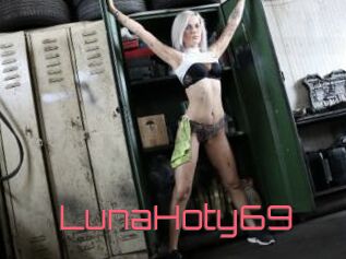 LunaHoty69