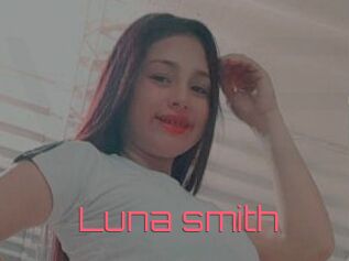 Luna_smith