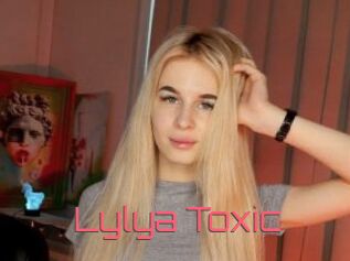 Lylya_Toxic