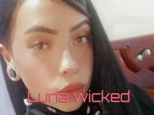 Luna_wicked