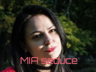 MIA_seduce