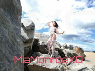 MiaMonroeXO