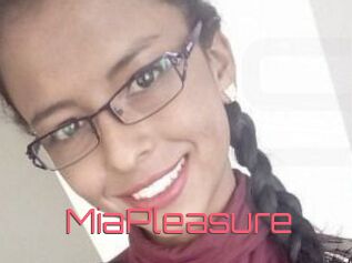 Mia_Pleasure