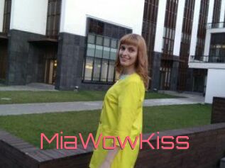 MiaWowKiss