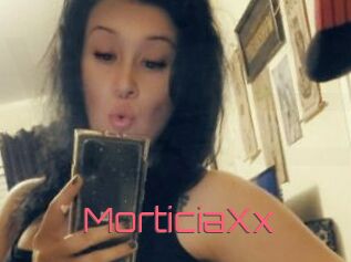 MorticiaXx