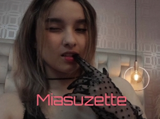 Miasuzette