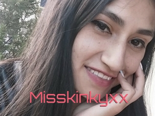 Misskinkyxx