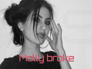 Molly_broke