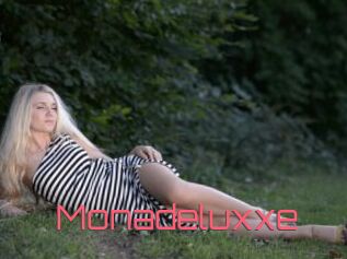 Monadeluxxe