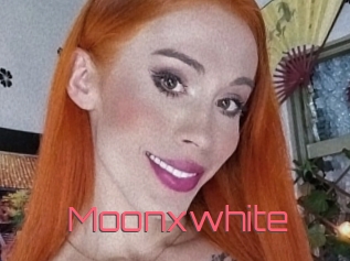 Moonxwhite