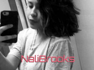 Nali_Brooks