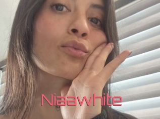 Niaawhite