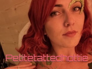 Petitetattedhottie