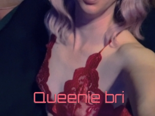 Queenie_bri