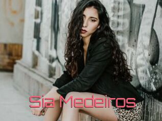 Sia_Medeiros