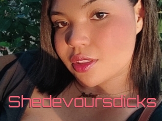 Shedevoursdicks