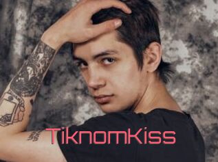 TiknomKiss