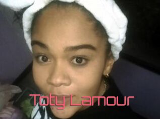 Toty_Lamour