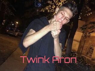 Twink_Aron