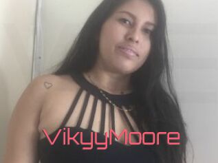 VikyyMoore